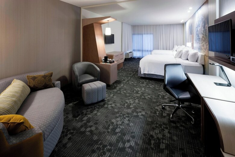 Hotel Courtyard By Marriott Houston North/shenandoah