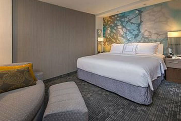 Hotel Courtyard By Marriott Houston North/shenandoah