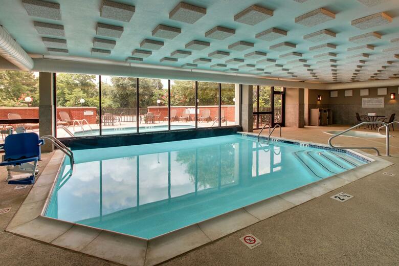 Hotel Drury Inn & Suites The Woodlands
