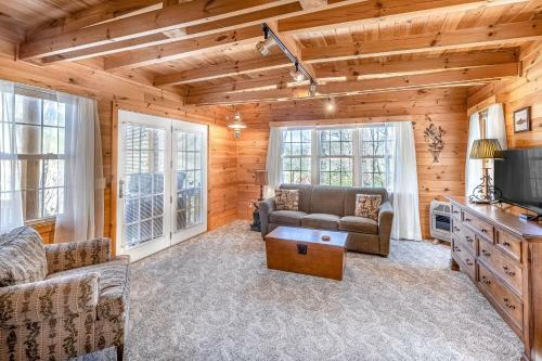 Greens Creek Lodge