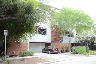 Bed & Breakfast Modern B & B