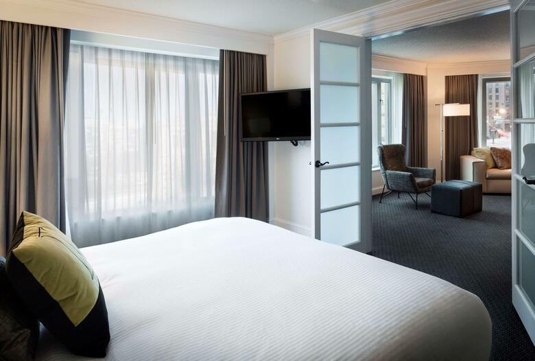 Hotel The Logan