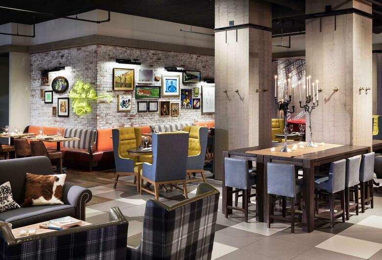 Hotel The Logan