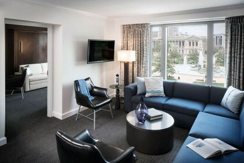 Hotel The Logan