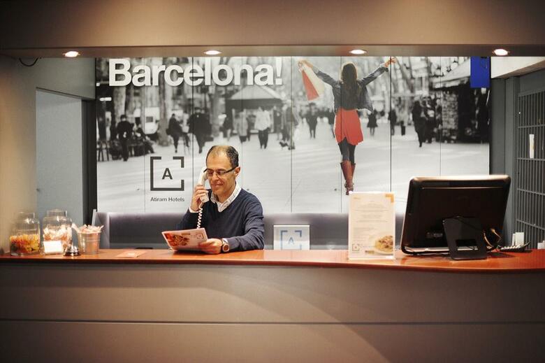 Hotel Tres Torres Atiram