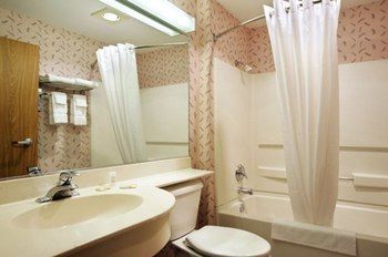Hotel Guest House Inn & Suites