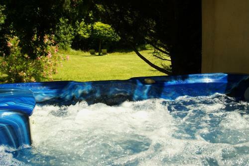 Hostal C�t� Provence
