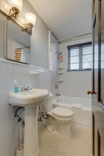 Apartment By Vandy Minutes To Downtown -102