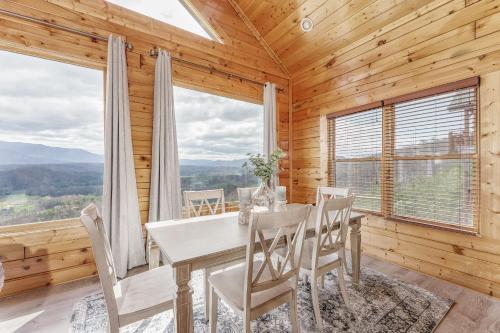 High Expectations - Mountain View, Game Room, Hot Tub