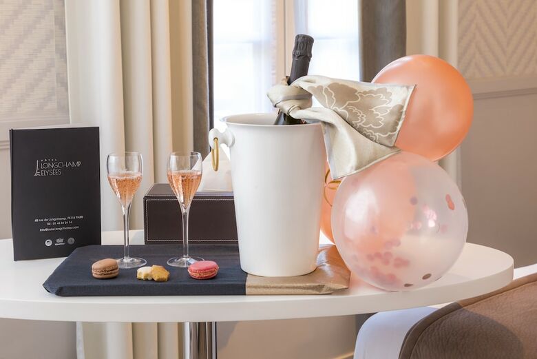 Hotel Longchamp Elysees