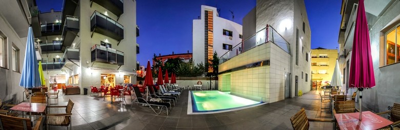 Hotel Tossamar Resort