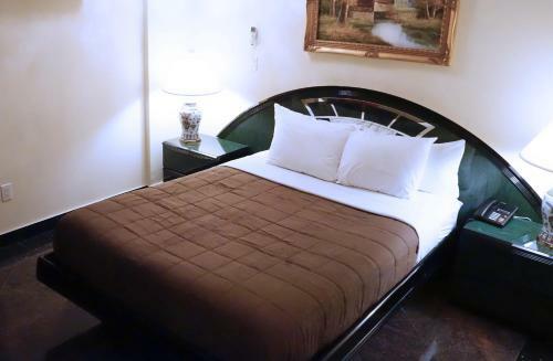 Paris Suites Hotel New York