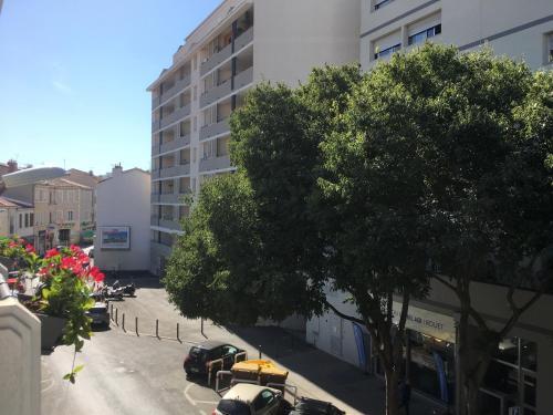 Apartamentos Your Home In Marseille***