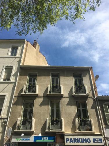 Apartamentos Your Home In Marseille***