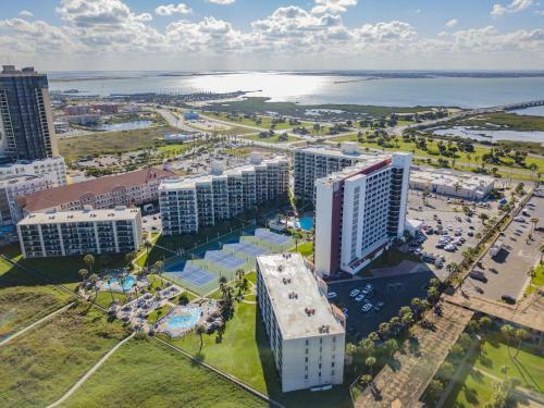 Stunner 9th Floor View Home With 2 Heated Pools - Saida 3-903