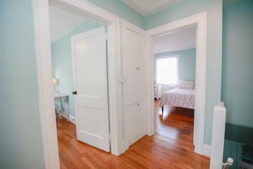Villa Coastal Getaway At Ocean View Beach