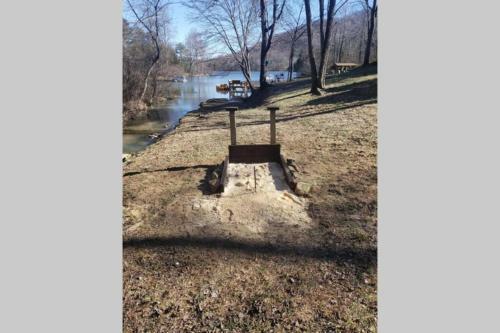 Lake Front Home 15 Min From Blueridge Mountains.