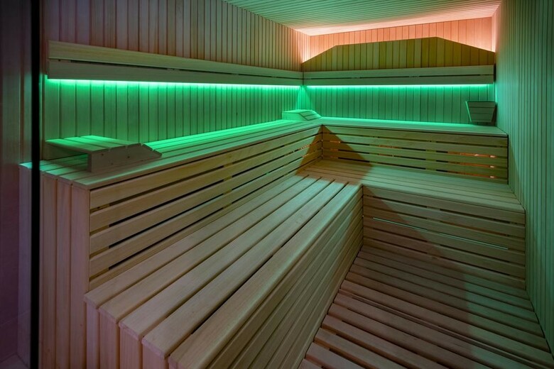 Caprici Beach Hotel & Spa