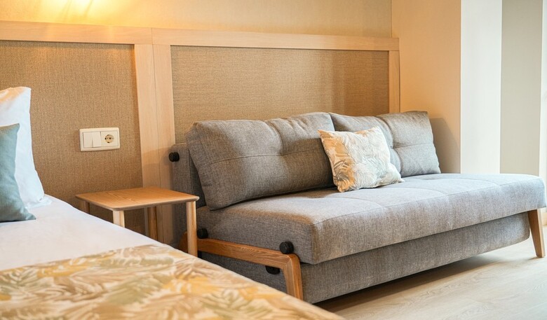 Hotel H Top Jadhe