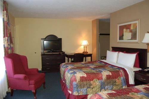 Hotel Golden Manor Inn & Suites