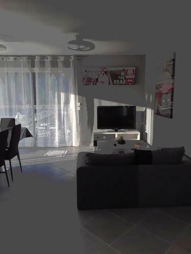 Villa En Bordure de For�t .