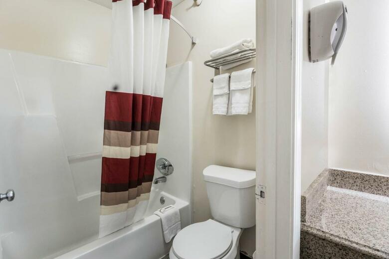 Motel Red Roof Inn Cadiz