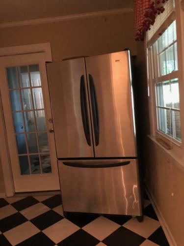 Large 5 Br 3ba Vacation Home Near Beaches