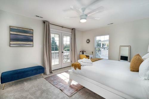 Luxurious Alberta Beach House W/ Historical Detail