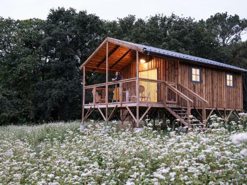 Alluring Bungalow In Ploemel With Shared Sauna
