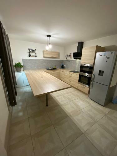 Maison Avec Piscine Pour 11 Personne