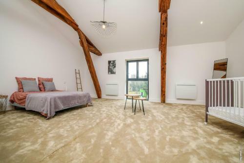 Loft Spacieux - Piscine - 220m2 - Calme