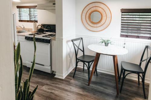 Sonoma's Best Guest Cottages