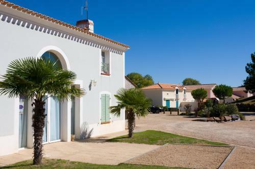 Madame Vacances Les Mas de Saint Hilaire