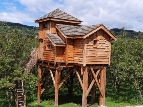 Hostal Roulottes Au Pied Du Vercors