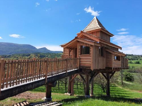 Hostal Roulottes Au Pied Du Vercors