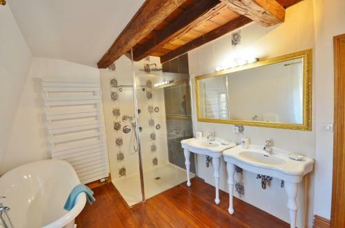 Bed & Breakfast Chambres D'h�tes Ch�teau de Grunstein