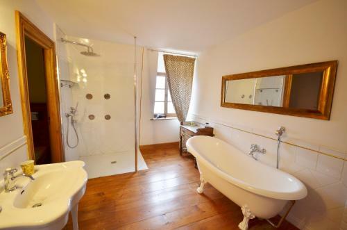 Bed & Breakfast Chambres D'h�tes Ch�teau de Grunstein