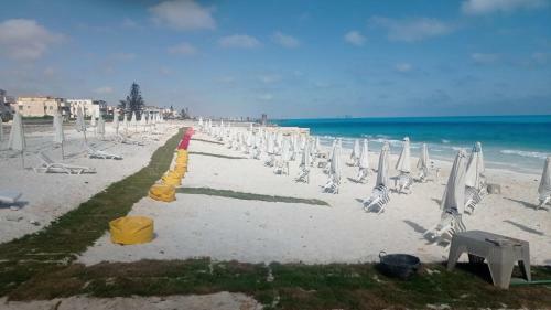 Apartamento 6b Basement Chalet 114 4 Beds 2 Bathrooms On The Pool Green Beach