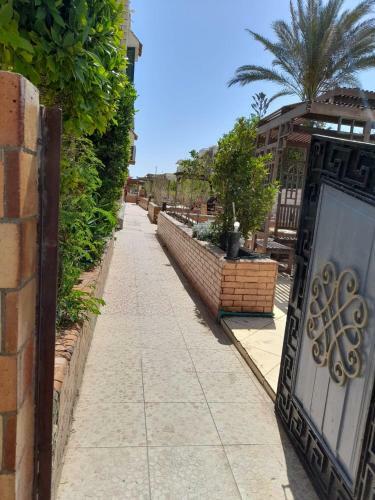 Apartamento 6b Basement Chalet 114 4 Beds 2 Bathrooms On The Pool Green Beach