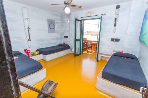 Bed & Breakfast Surfactivity Guest House