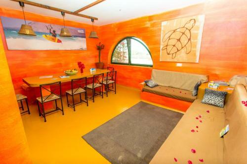 Bed & Breakfast Surfactivity Guest House