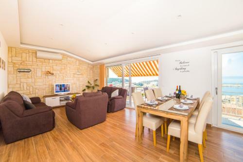 Adriatic Apartment Makarska