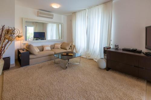 Apartments In Dramalj 41208