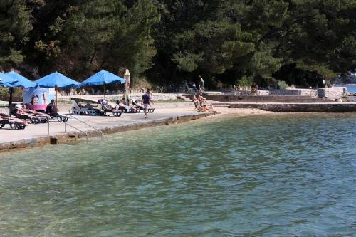 Apartments With A Parking Space Palit, Rab - 4983