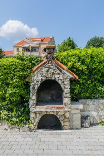 Family Friendly Apartment Kastelo