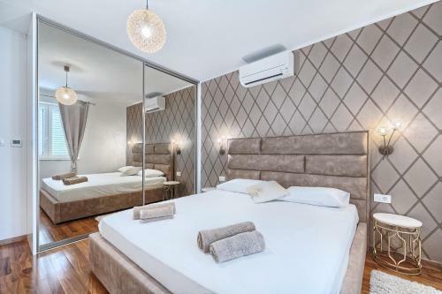 Apartment Villa Hacijenda With Private Pool And Jacuzzi