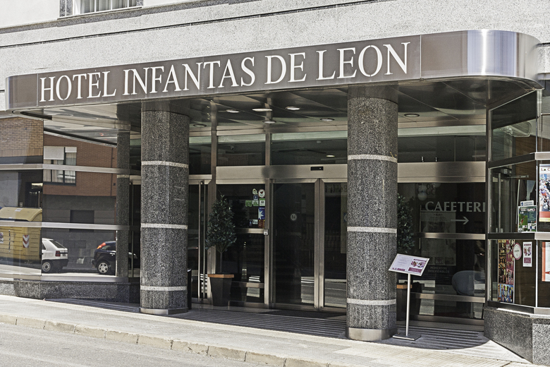 Hotel Infantas De Le�n
