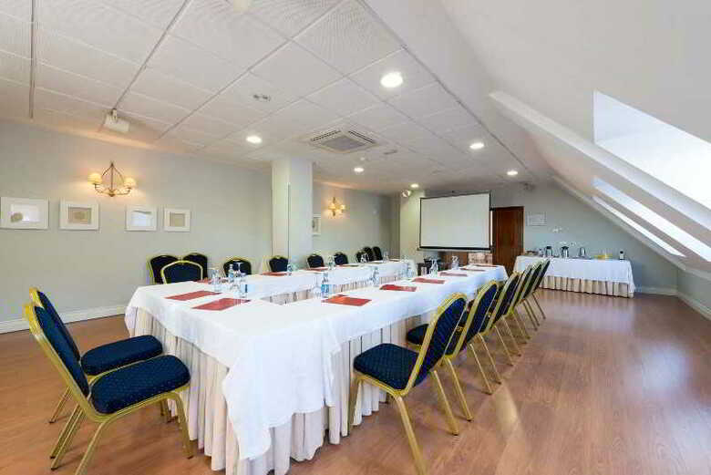 Hotel Infantas De Le�n