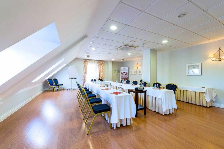 Hotel Infantas De Le�n