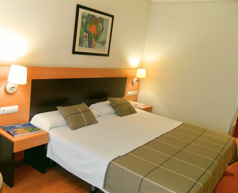 Hotel Infantas De Le�n